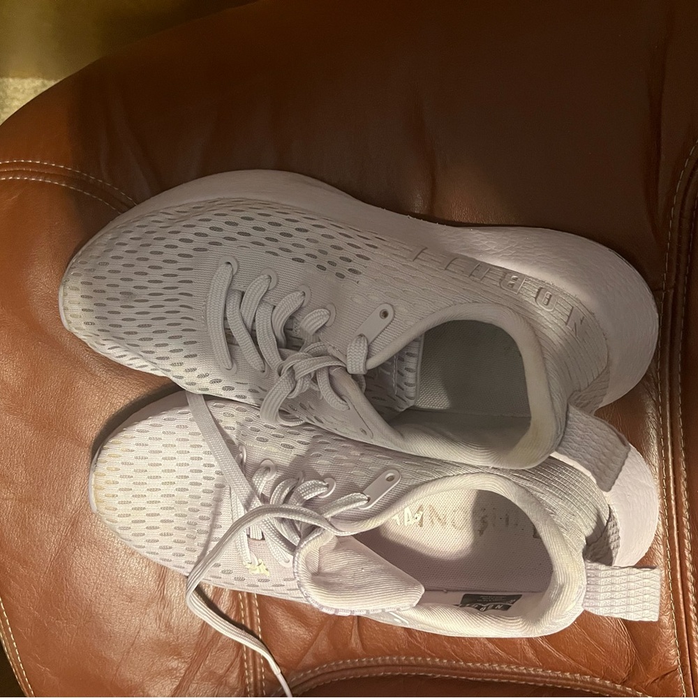 Women’s Drive Mesh light lavender/white cross training shoes